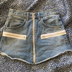 Carmar denim zipper skirt!